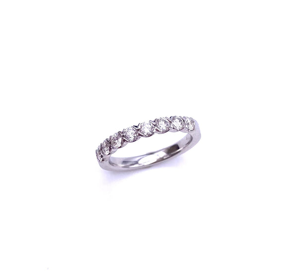 Diamond Band Style Ring A093KR2544-A-WB
